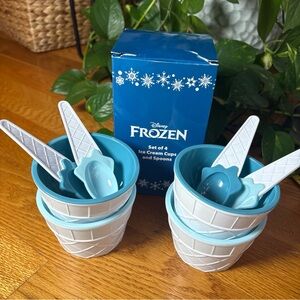 Disney Frozen Blue and White Ice Cream Set